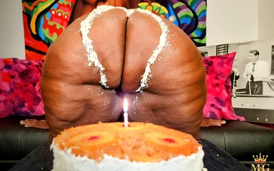 MochaSwallows: MochaSwallows' Awesome Pound Cake