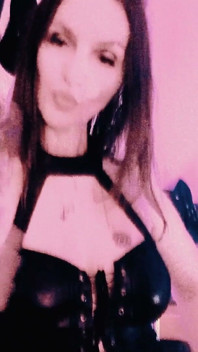 Ateşli Fetiş Deri Büyük Götlü Sahibe Eva Lateks BDSM Solo Kadın Egemenliği Topuklu Ayakkabılar