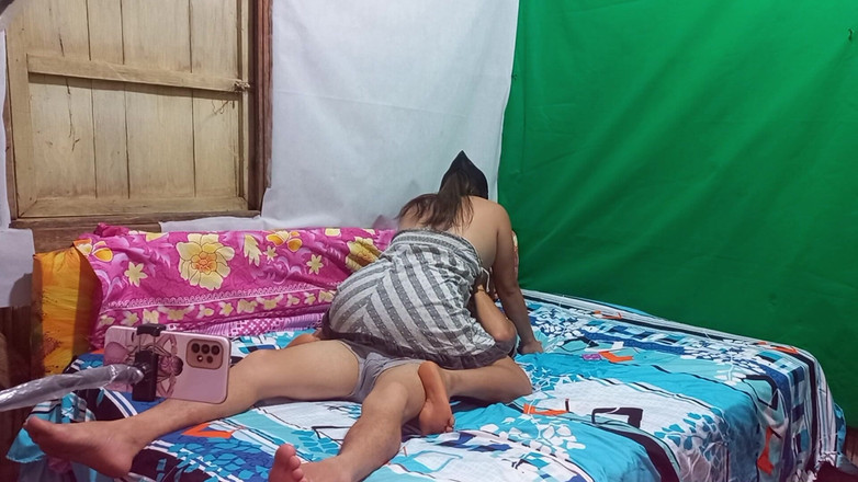 Martin13: Dasar kafir! Cewek semok latina ngentot sama kekasihnya di hari...