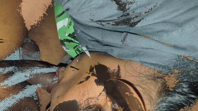 Realmallucouplevlog: Mallu dziewczyna rano sex oralny z neiber boy