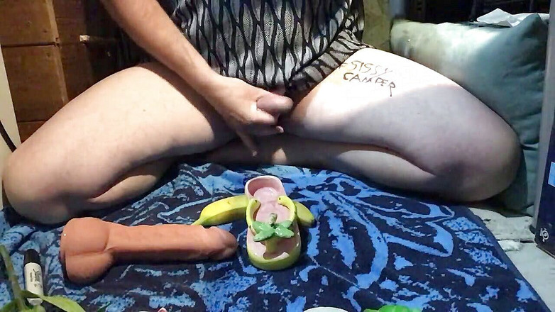 Kinky horny gay bois: 女神ラナのために完全にゲイであるただの弱虫キャンピングカー