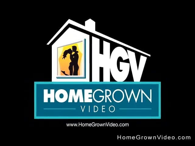 Homegrown Vintage: หนุ่มโชคดีได้เย็ดสาวผมน้ำตาลเงี่ยนสองคน