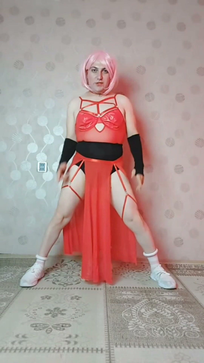 Kitty_Cross: Club สาวร่านเต้นแปลกใหม่ว่าหุ่นขาวยืดหยุ่นได้อย่างไร