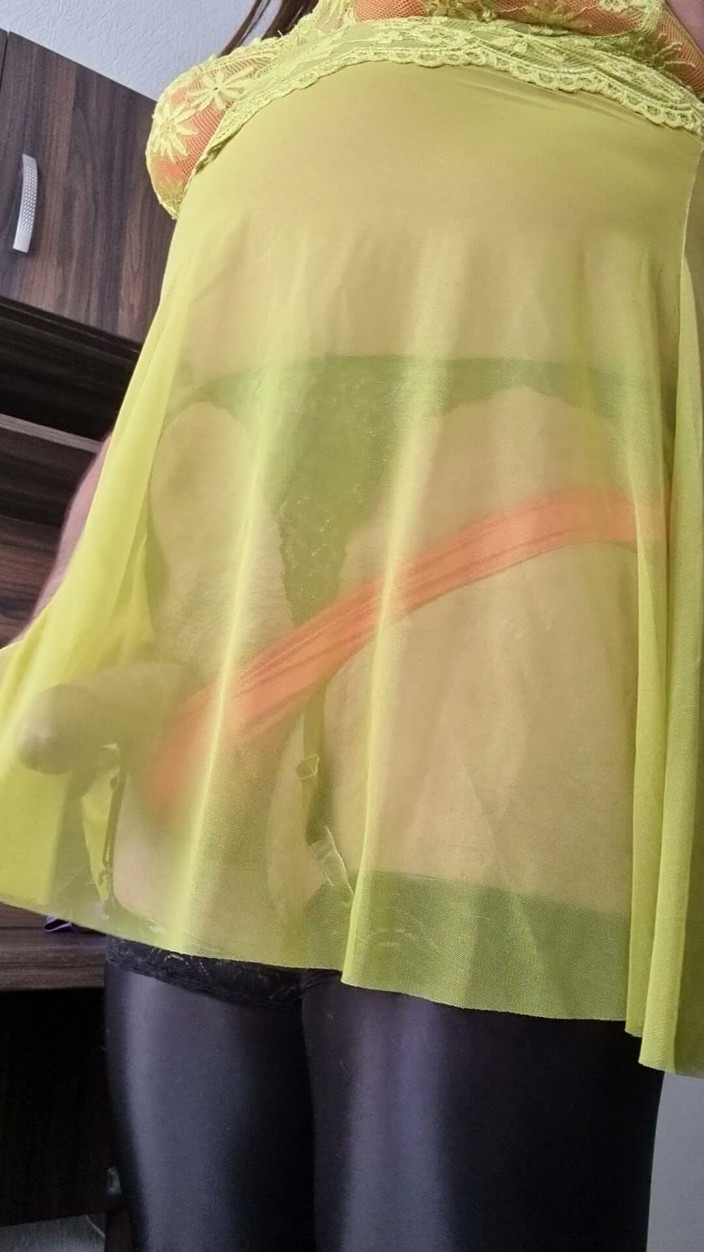 Sexy shinny clothes: Boneca de bebê transparente sexy e sugestiva, lingerie vermelha