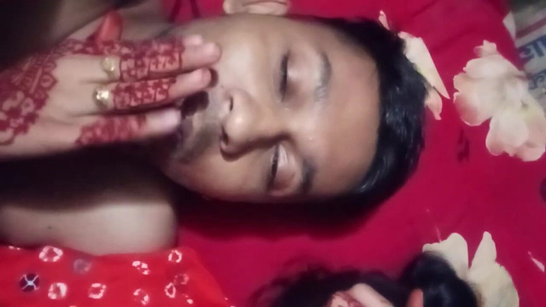 Desi Video BD: 孟加拉美丽的女友