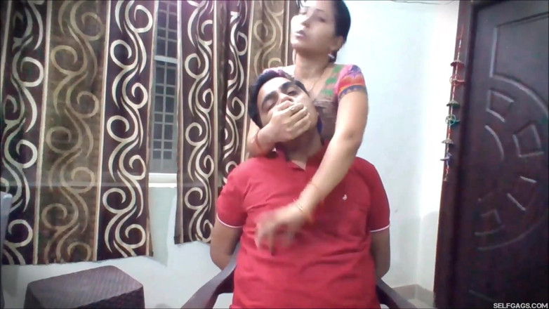 Selfgags femdom bondage: 핸잡으로 남편을 다루기!