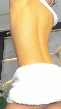 Girl with Glasses and Hair Dancing and Is Controlled by a Fan with a Lovense Toy P3