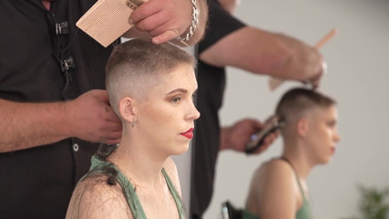 Euro Bald: Moenike