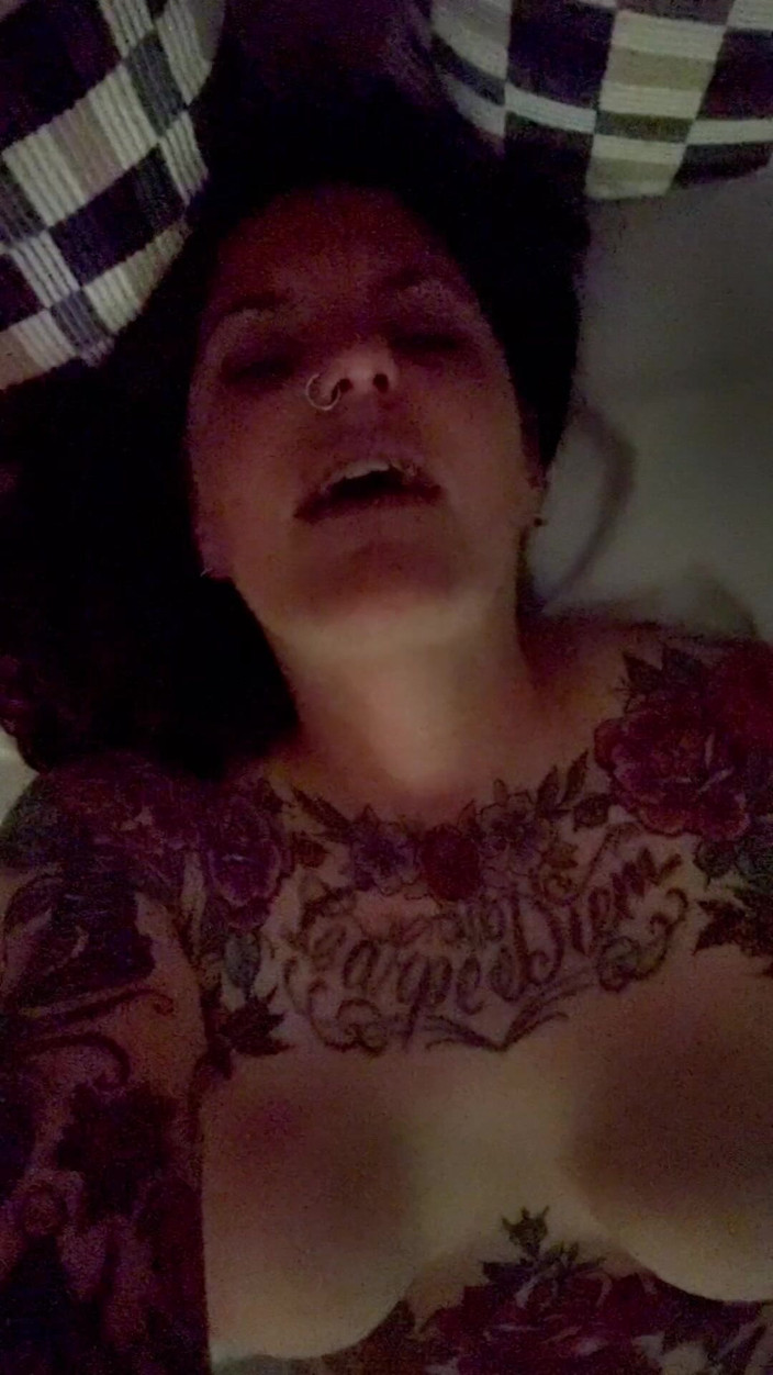 Carrie Capri: Masturbating and Cumming so Hard in the Middle of the...