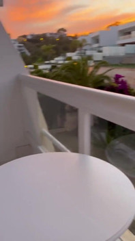 WildEnglishBBW rubbing fat pussy on my balcony