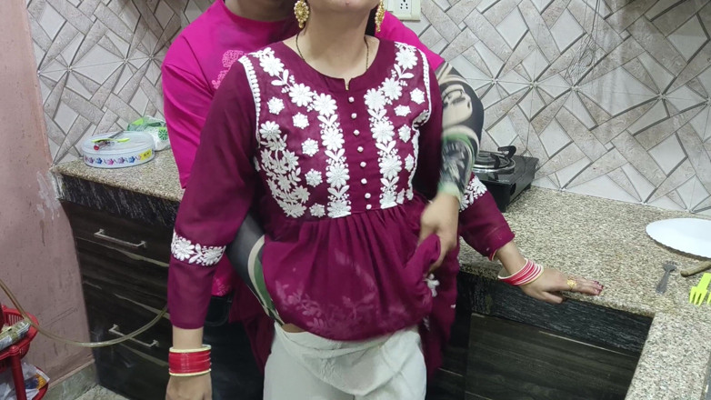 Hornycouple149: Indian Desi Bhabhi Fucked Hard by Her Devar in Kitchen...