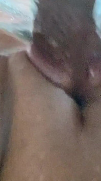 Mia moglie mi ha fatto un pompino e io ho scopato anale e figa