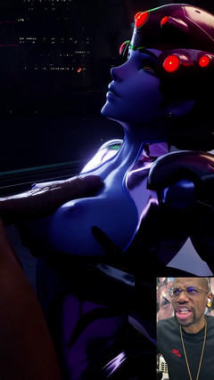 Good news media: Widowmaker küçük göğüslerini kalın götlü bir yarakla siktiriyor