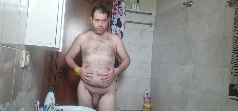 Mirko2589: All Naked While I Shave
