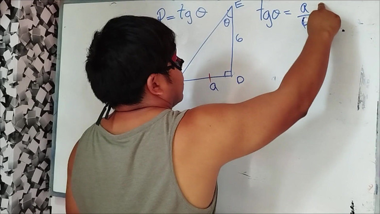 Rosaroja: ตรีโกณมิติ: แบบฝึกหัดอัตราส่วนตรีโกณมิติ 3