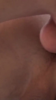 คลิปพิเศษ Bareback: เย็ดมันส์ข้างสระกับสามหนุ่มควยเปียกชุ่ม