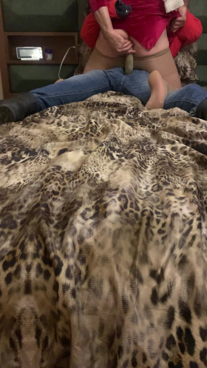 cd_aysemmm: Mein 18-jähriger stiefsohn kam in meiner strumpfhose