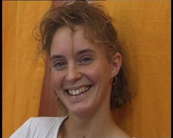 YOUR FIRST PORN: Michelle Fingert Bis Zum Schluss - Michelle Degetele până la sfârșitul...
