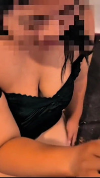 A Beautiful Woman Was Invited to Have Sex with Her Own Stepbrother Until She Ejaculated