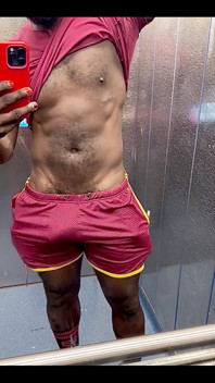 I Am Commando, in a Lift with a Big Mirror, so I Am Showing It off