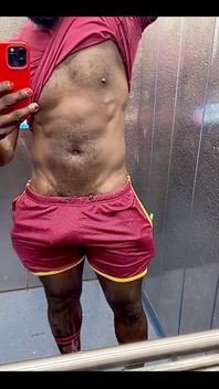 I Am Commando, in a Lift with a Big Mirror, so I Am Showing It off