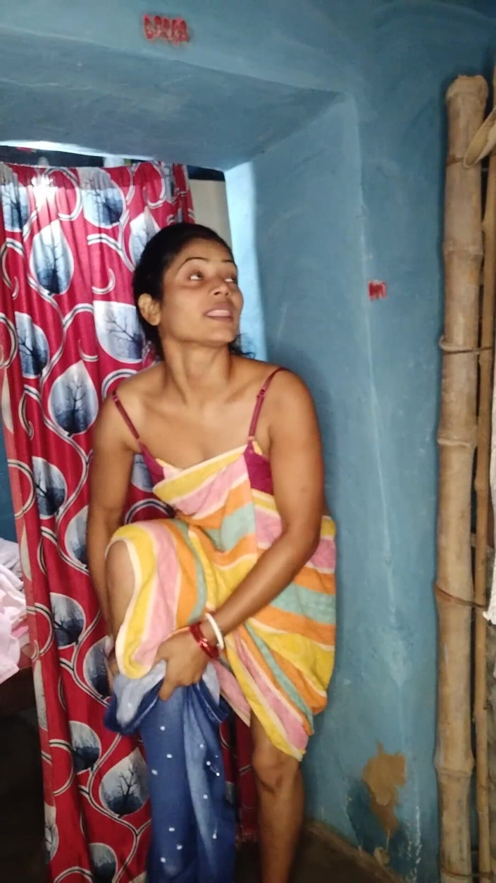 Surajpuja813: Meu vídeo é drees trocando de roupa