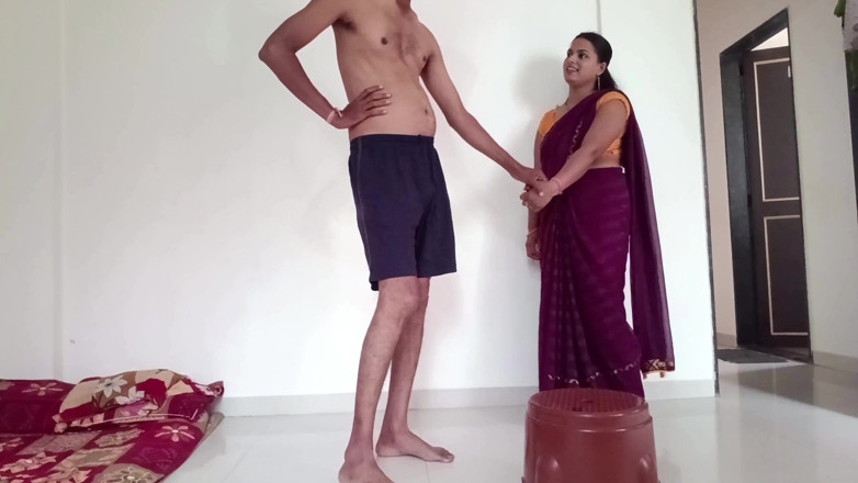 Riyagueen: Rhea Bhabhi fez sexo com seu meio-irmão em estilo indiano