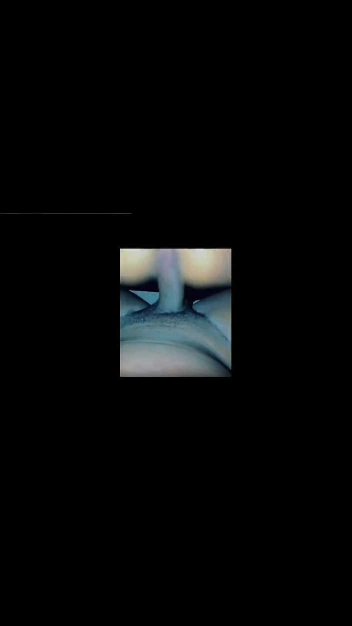 Afrocouple: Mi-a Trimis Un Videoclip Masturbându-se Cu Dildo-ul Ei Și Eu Am...