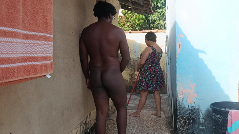 Sharinga: Picking up Neighbor at Home