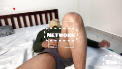 Sammy Sins: La cameriera becca il ragazzo a masturbarsi nella sua stanza