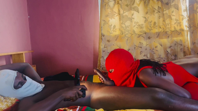 Mello Noir: 对这个黑鸡巴欲罢不能