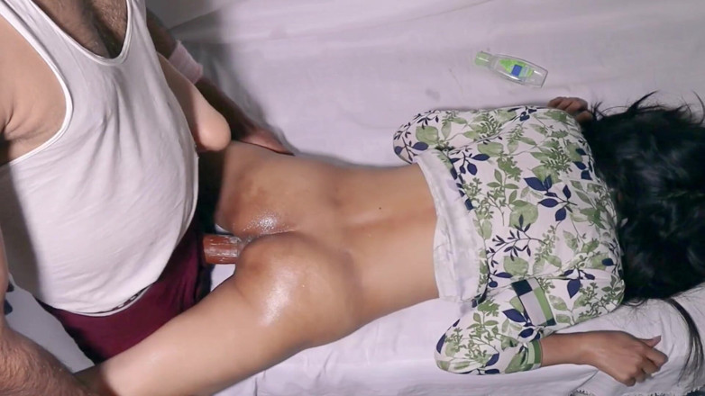Desifilmy45: Indian BBC and Skinny Girl Tight Pussy Fuck