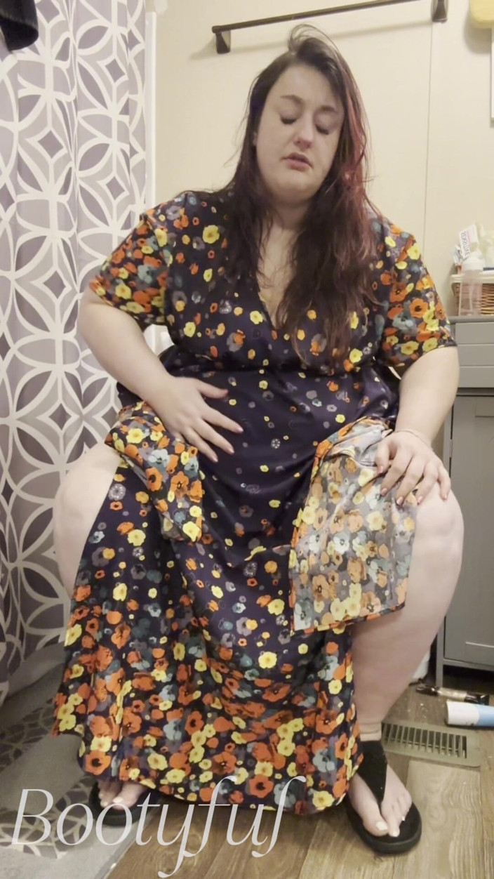 BellaBlast: Spicy Toilet Struggle | Toilet Farts, Real Plops and, a Big...