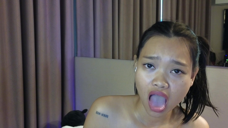 Cupcake: Roztomilé asijské vibrace - svěží hra s ovládáním