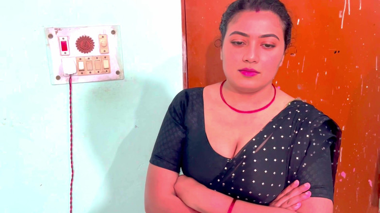 Hotty_ragini: Macocha podzieliła się jednym łóżkiem i uczyniła pasierba szczęśliwym, pełne hindi...