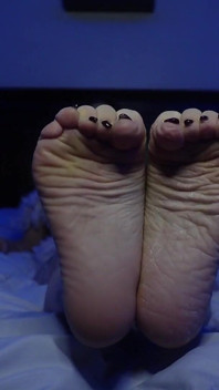 Stroke to My Wrinkly Soles as I Count You Down