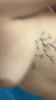 Šukám svoji sexy nevlastní sestru na gauči, v ložnici, kam nás dostane horečka! Část 8