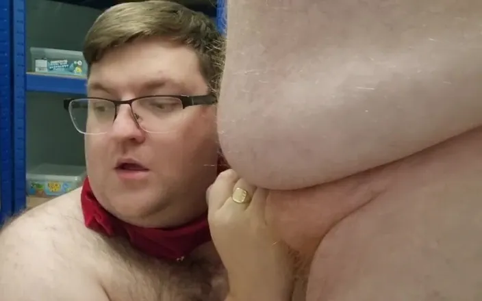 brummieboi89: Sucking Daddy in Sweet Shop