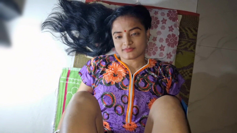 Shima kumari44: Indische Desi dorpshuisvrouw neukt in keuken seks echt orgasme Hindi-audio