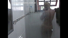 Amateurs videos: La bionda con belle curve naturali si fa la doccia
