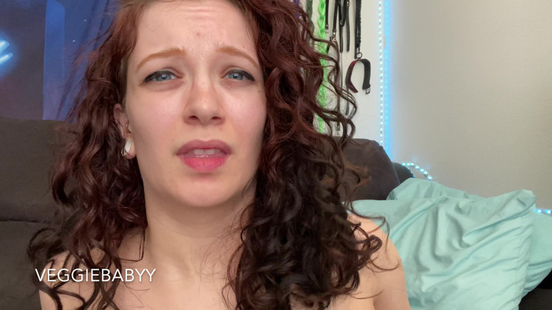 Veggiebabyy: Regardez mon visage pendant que je me fesse