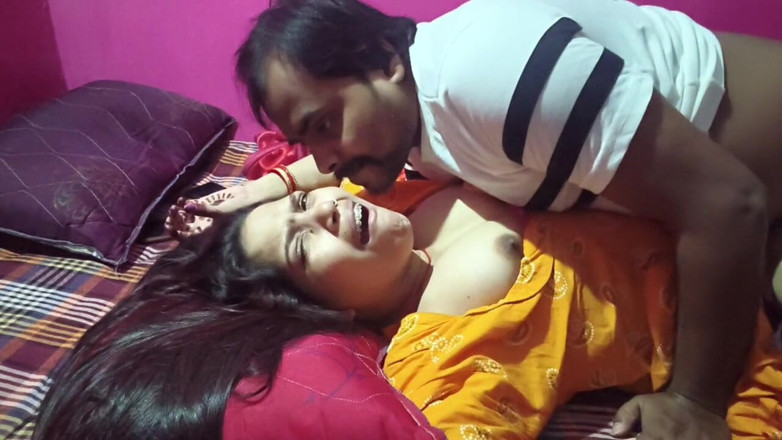Sona bhabhi: Sexy Sona fodida duro por seu cunhado Quando sua meia-irmã...