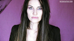 Lady Mesmeratrix Official: Uchvátí tě a udělá si s tebou, co chce