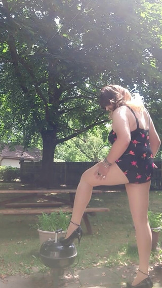 Victoria Lecherri: Who says you cant wear pantyhose and heels with a...