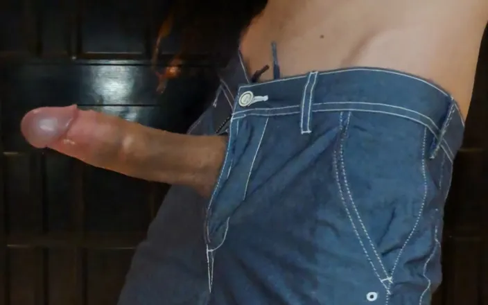 Esteban Williams: A Wank in 60fps