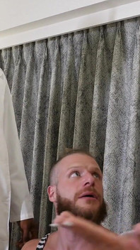 Brian primește un control de la Bifuck