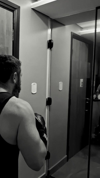 Gouine Wrestling: Combattimenti muscolari