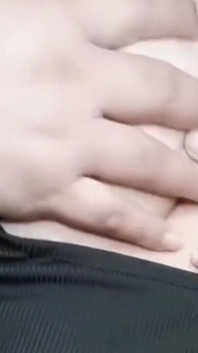 Gordita Queriendo Polla Jugando Con Sus Grandes Tetas