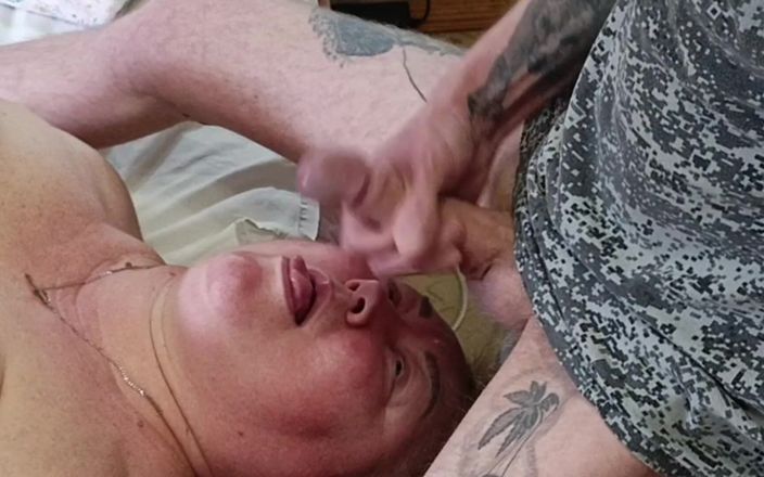 Zona901: I Jerk off My Dick, Give It to My Girlfriend...