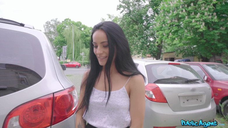 Public Agent: Agent - Lexi Dona miga swoją cipką i dostaje twarz pieprzona